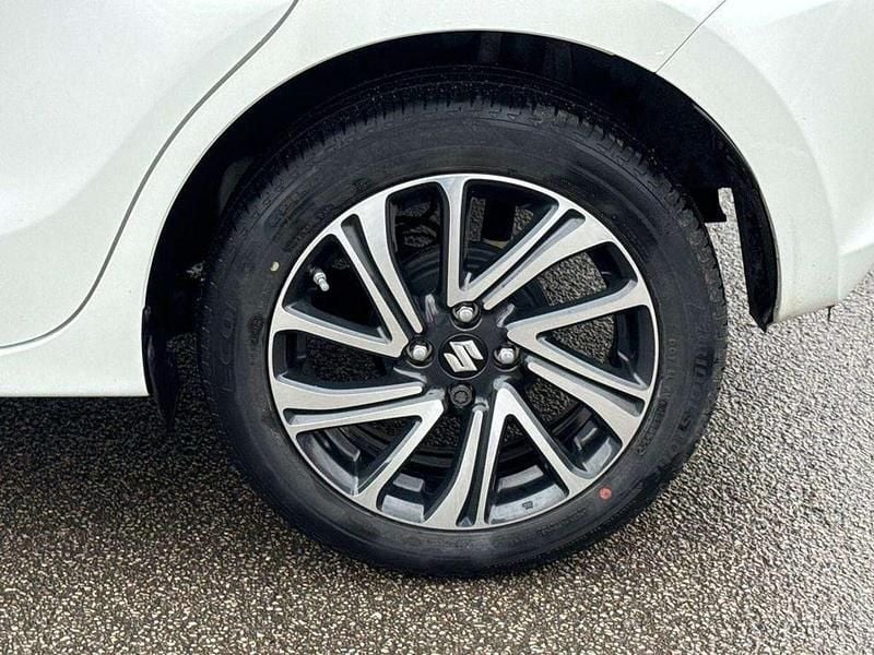 Used Suzuki Swift SZ-L 83 HP (61 kW) 2022 White Hatchback