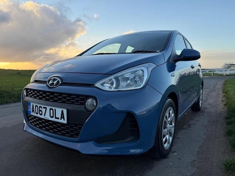 Blue Used 2017 Hyundai i10 SE Hatchback | £5,995 (Fair price) - Image 1/4