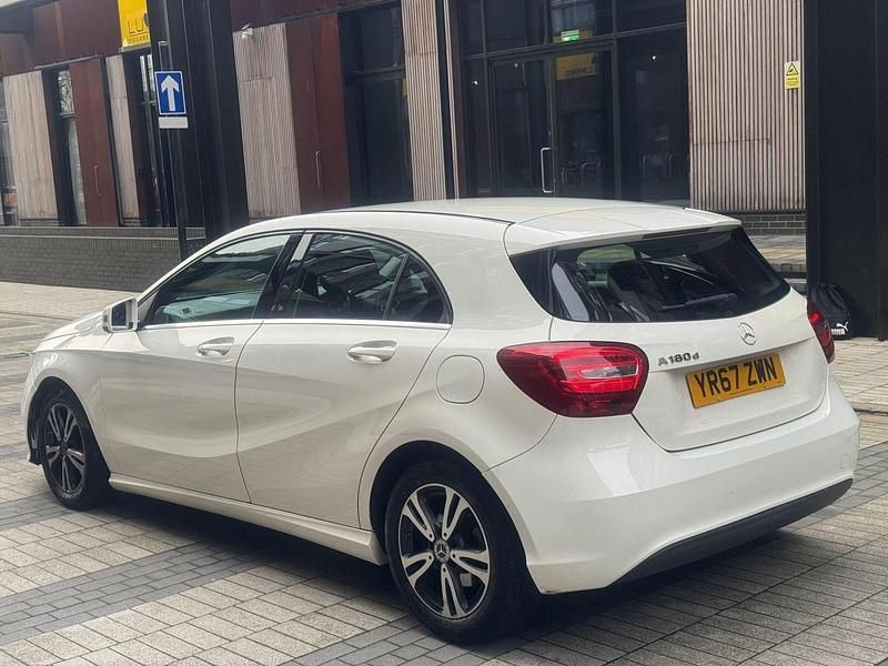 Used Mercedes A180 SE 2017 White Hatchback