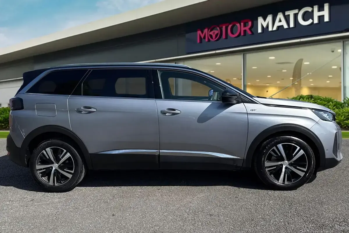 Second-hand Peugeot 5008 GT 2023 Gri SUV