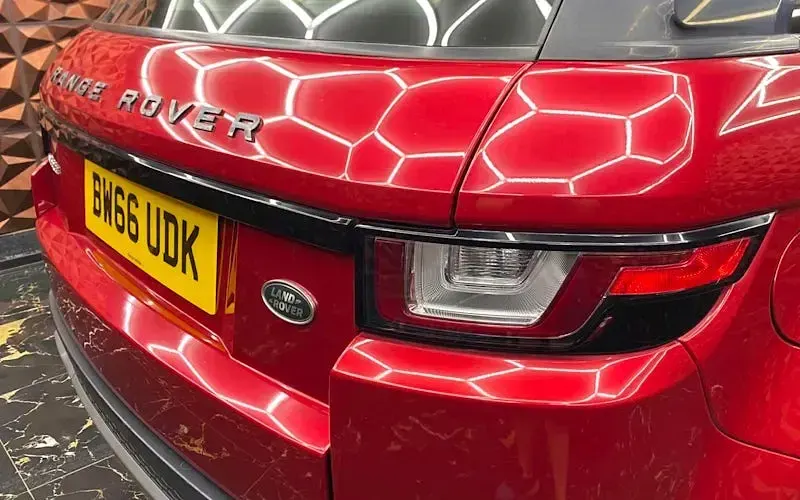 Used Land Rover Range Rover evoque SE 150 HP (110 kW) 2017 Red SUV