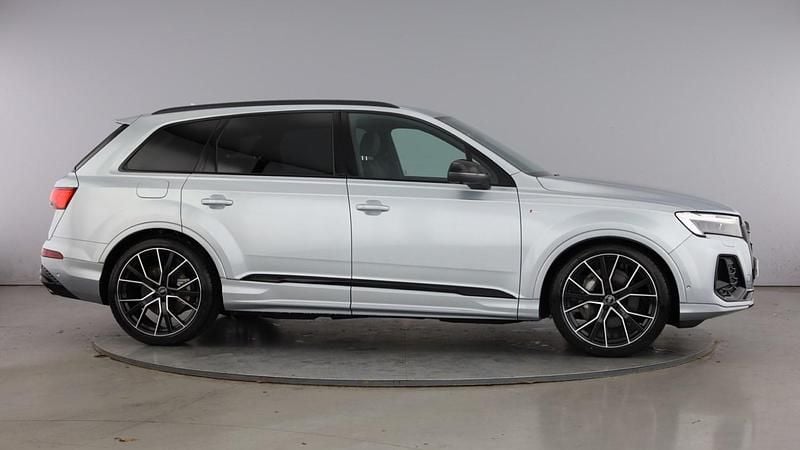 Used Audi Q7 Black Edition 281 HP (206 kW) 2025 Silver SUV