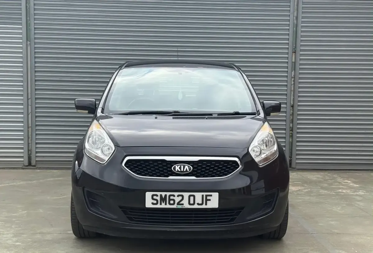 Used Kia Venga 89 HP (65 kW) 2013 Black Hatchback
