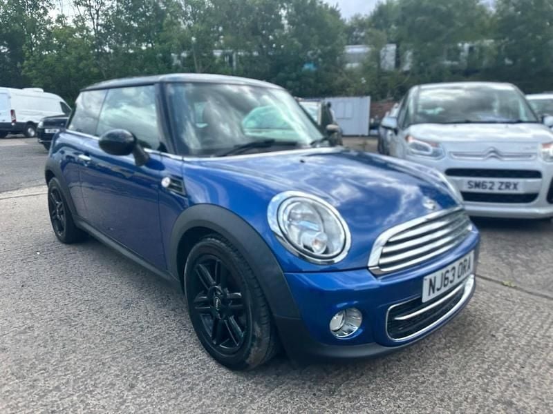 Blue Used 2013 Mini Cooper D Hatch Hatchback | £4,490 (Fair price) - Image 1/4