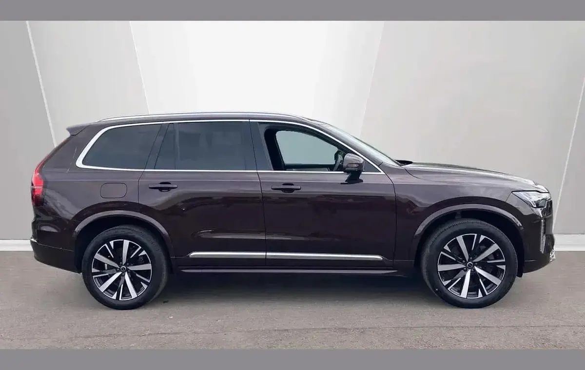 Used Volvo XC90 Core 455 HP (334 kW) 2025 Red SUV