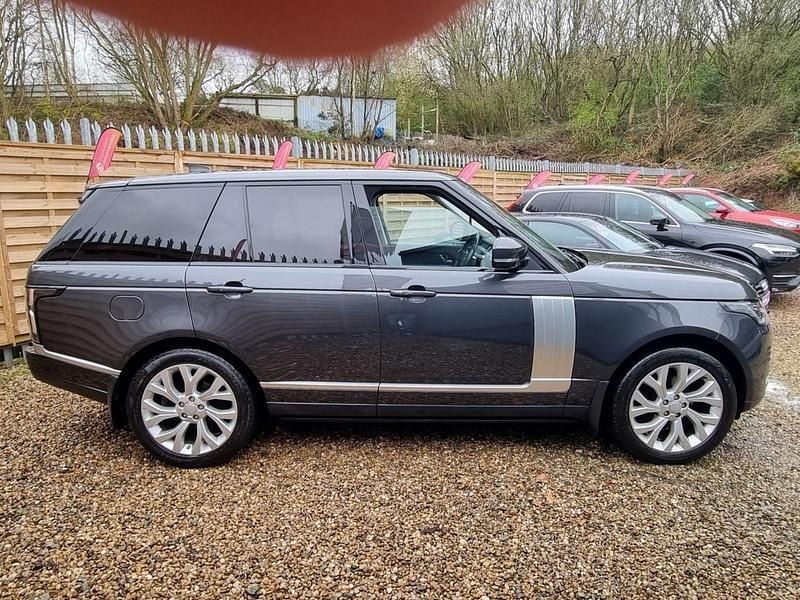 Used Land Rover Range Rover Vogue 275 HP (202 kW) 2019 Grey SUV