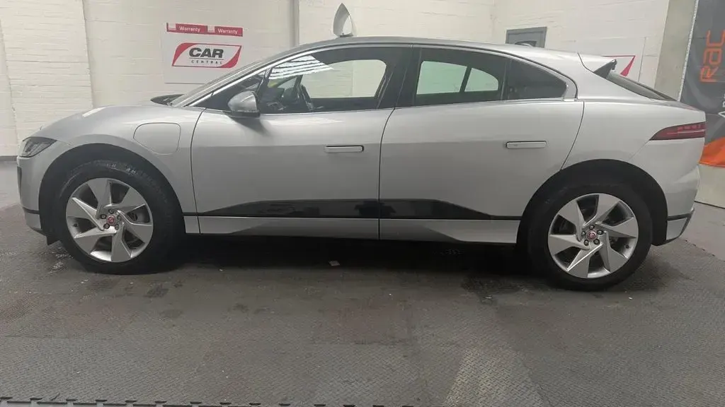 Used Jaguar I-Pace SE 294 kW (400 HP) 2024 Silver SUV