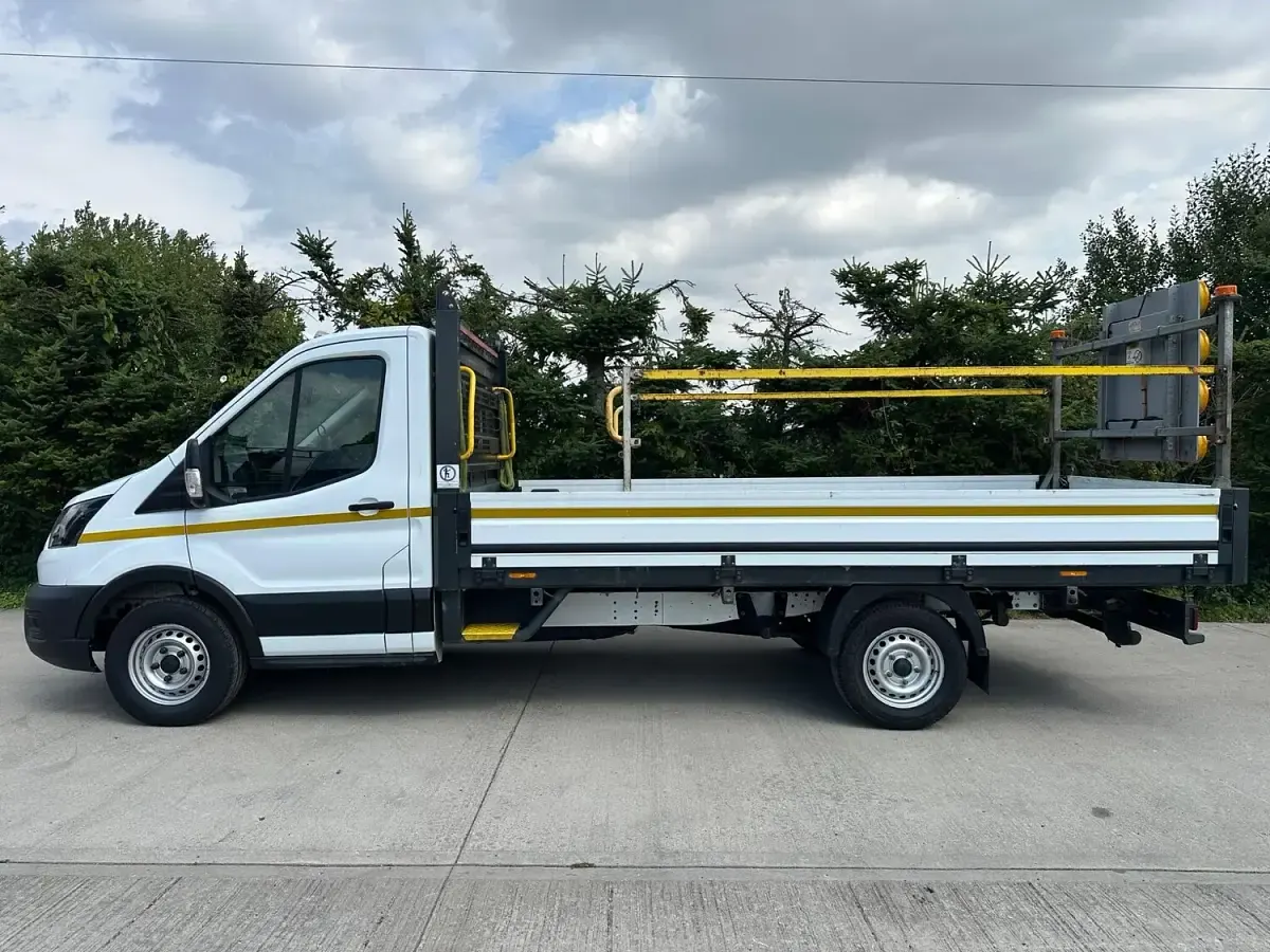 Used Ford Transit 130 HP (95 kW) 2024 White Van