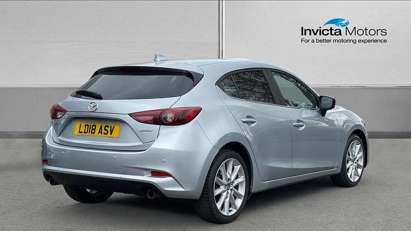 Usado Mazda 3 Inclusive 2018 Prateado Citadino