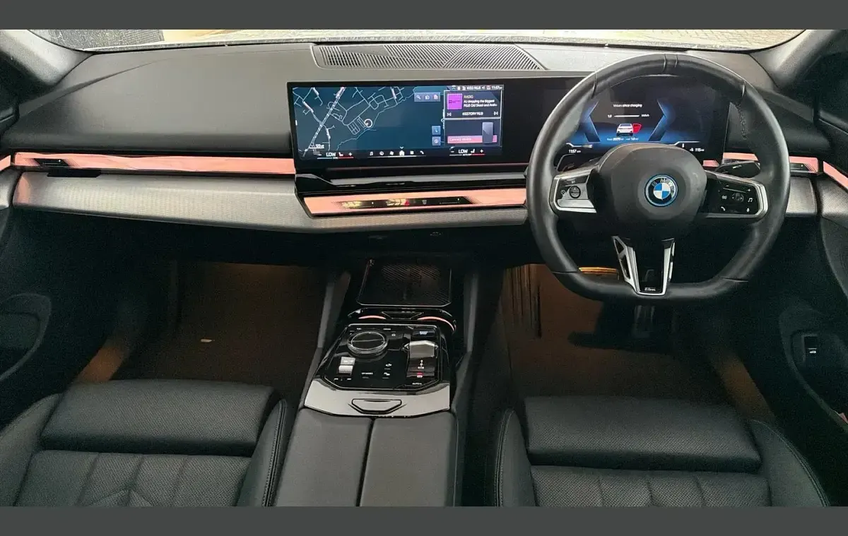 Used BMW i5 M Sport 250 kW (340 HP) 2024 White Sedan