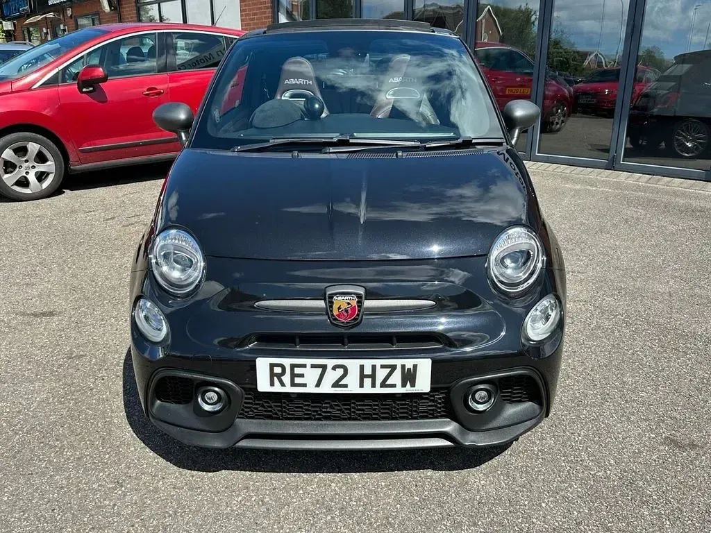 Used Abarth 695C Turismo 180 HP (132 kW) 2022 Black Cabriolet