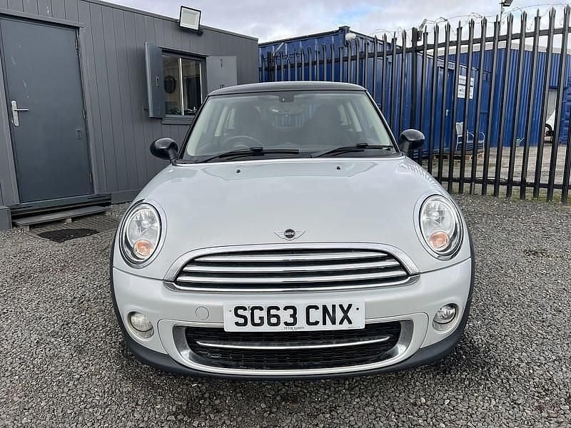 Used Mini Cooper D Hatch 112 HP (82 kW) 2013 Silver Hatchback