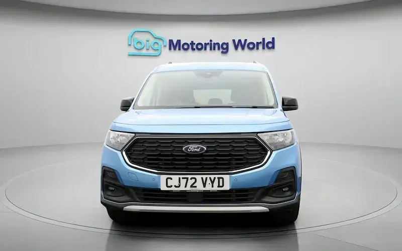 Used Ford Tourneo Connect Active 122 HP (89 kW) 2026 MPV