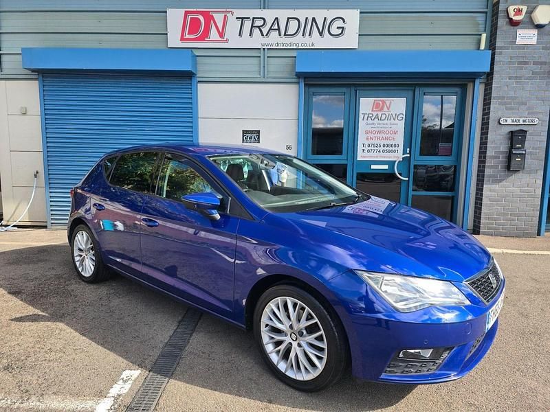 Blue Used 2019 Seat Leon SE Dynamic Hatchback | £5,950 (Fair price) - Image 1/4