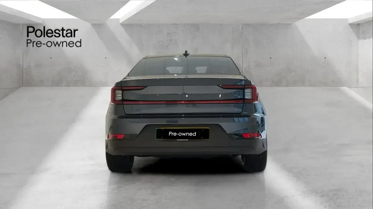 Novo Polestar 2 Long Range Single Motor 219 kW (299 HP) 2026 Azul Citadino