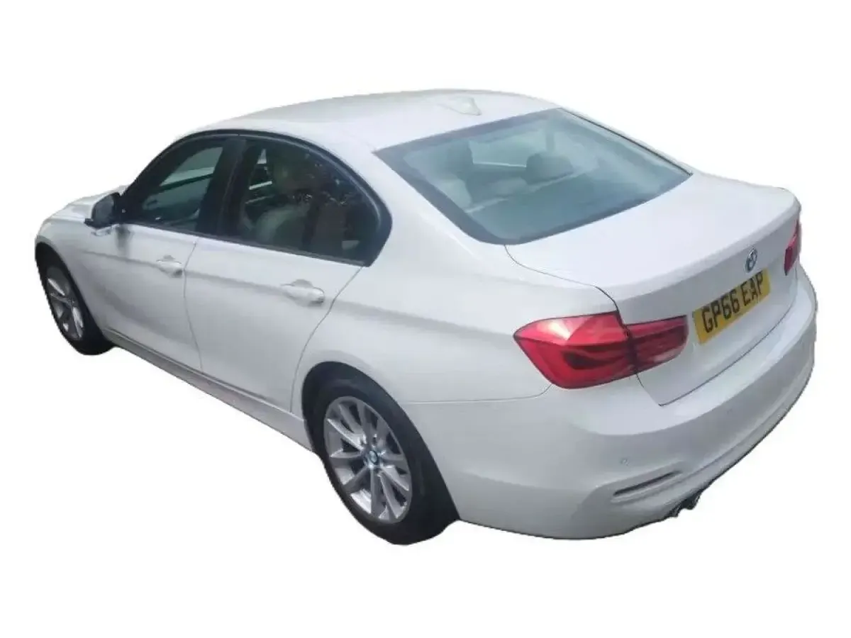 Used BMW 320 Comfort Edition 2017 White Sedan