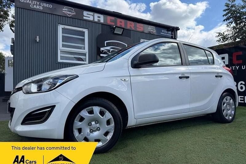 Used 2014 Hyundai i20 Classic Hatchback | £5,395 (Good price) - Image 1/1