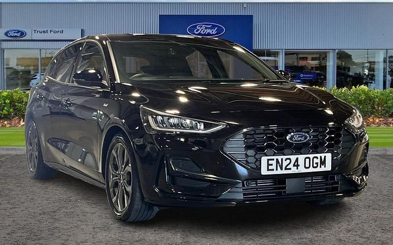 Used 2025 Ford Focus ST-Line Hatchback | £18,698 (Fair price) - Image 1/4