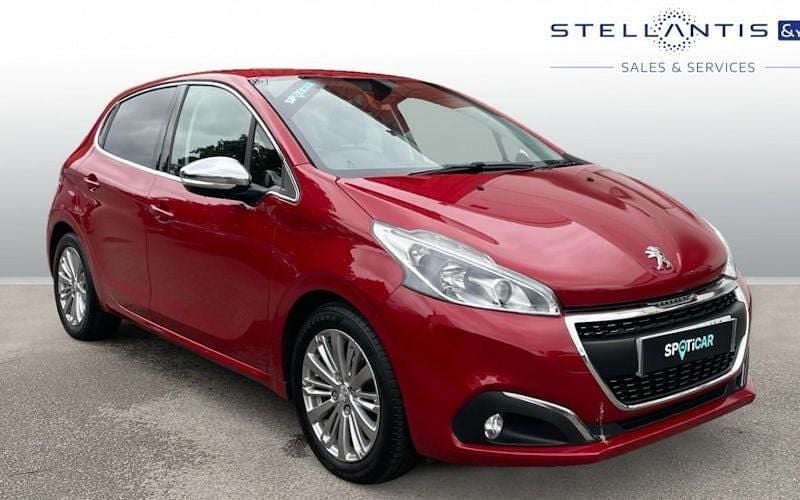 Red Used 2017 Peugeot 208 Allure Hatchback | £9,401 (A bit pricey) - Image 1/4