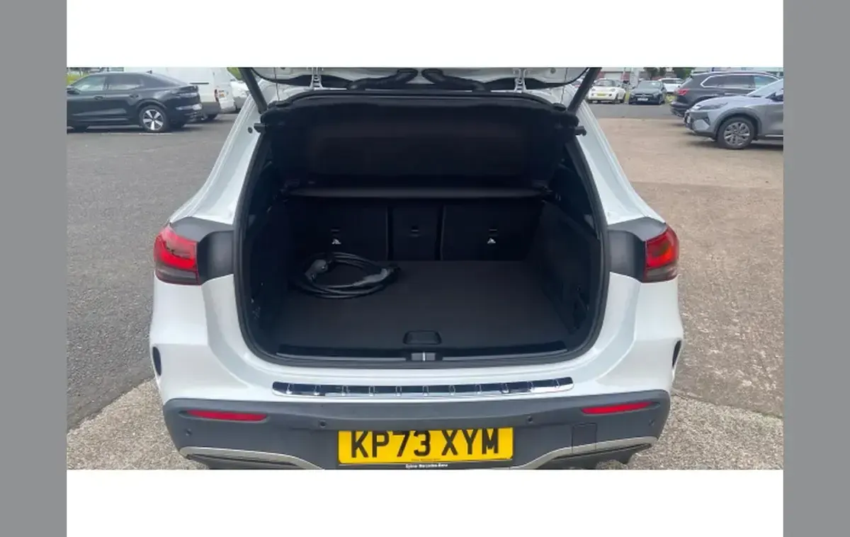 Used Mercedes EQA300 AMG Line Premium 167 kW (228 HP) 2023 White SUV