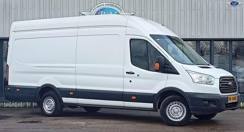 Used Ford Transit 125 HP (91 kW) 2016 White Van