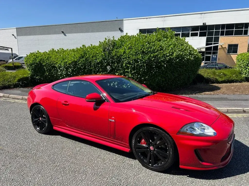 Used Jaguar XK Supercharged 502 HP (369 kW) 2011 Red Coupe
