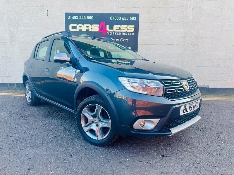 Used Dacia Sandero Comfort 90 HP (66 kW) 2019 Grey Hatchback
