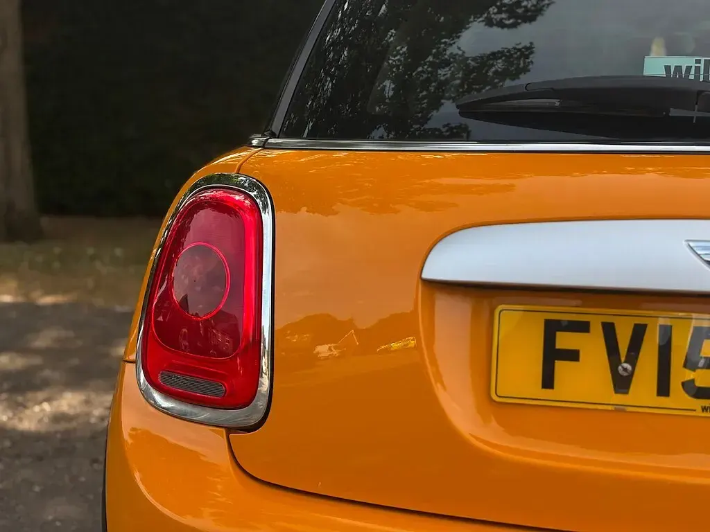Used Mini Cooper D Hatch 116 HP (85 kW) 2015 Orange Hatchback