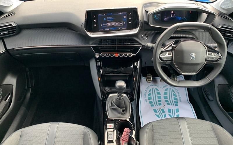 Used Peugeot 208 Allure+ 102 HP (75 kW) 2023 Blue Hatchback