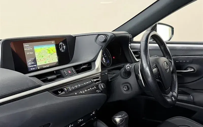 Used Lexus ES300H Sport Line 218 HP (160 kW) 2020 Black Sedan