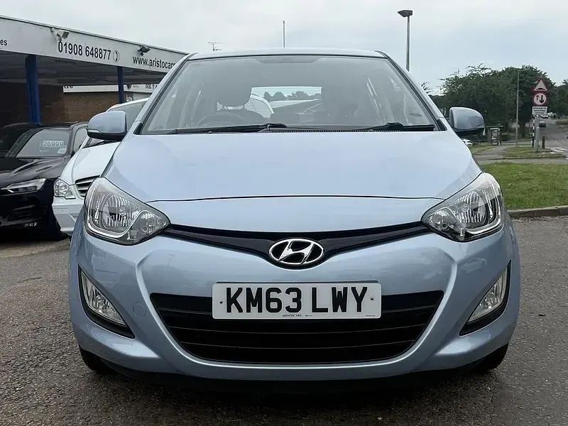 Used Hyundai i20 Active 86 HP (63 kW) 2013 Blue Hatchback