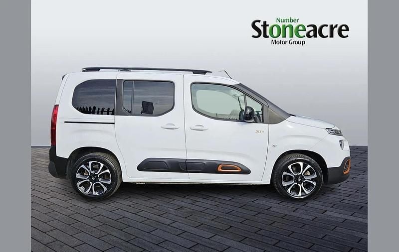 Used Citroën e-Berlingo XTR 100 kW (136 HP) 2023 White MPV