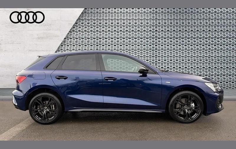 Used Audi A3 e-tron Black Edition 200 HP (147 kW) 2025 Blue Hatchback