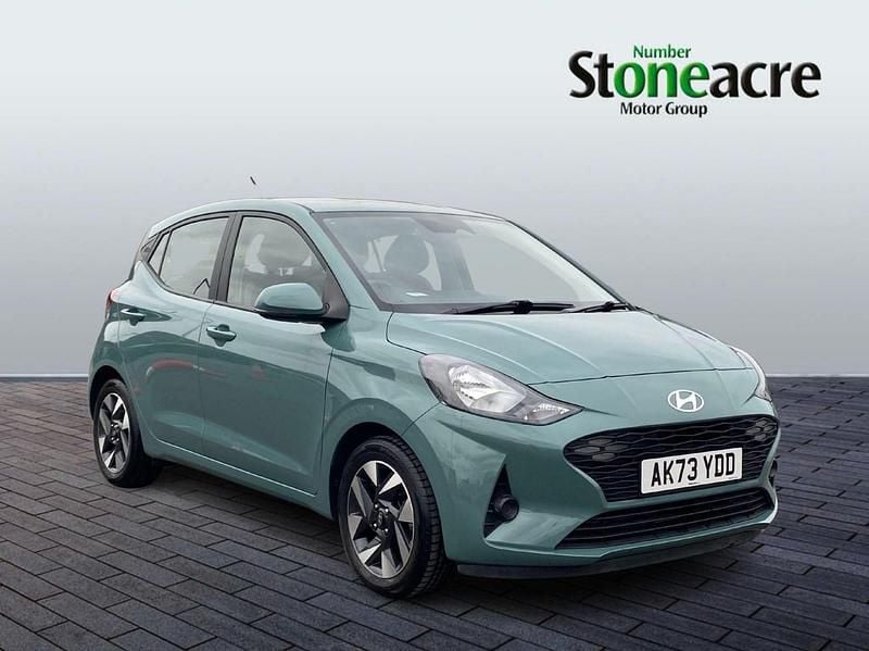 Used Hyundai i10 Advanced 84 HP (61 kW) 2023 Green Hatchback