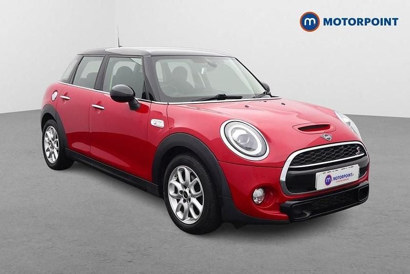 Red Used 2019 Mini Cooper S Classic Hatchback | £16,499 (Good price) - Image 1/4