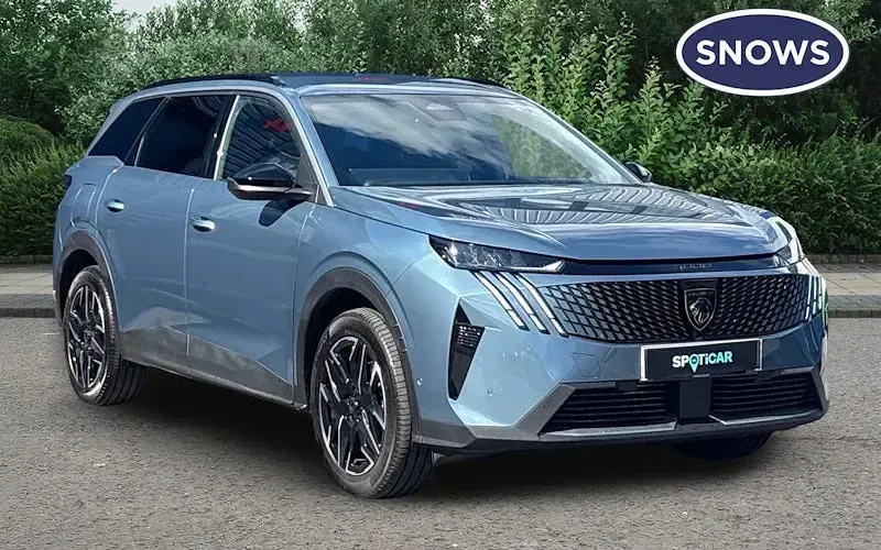 Used Peugeot 5008 Allure 136 HP (100 kW) 2025 Estate