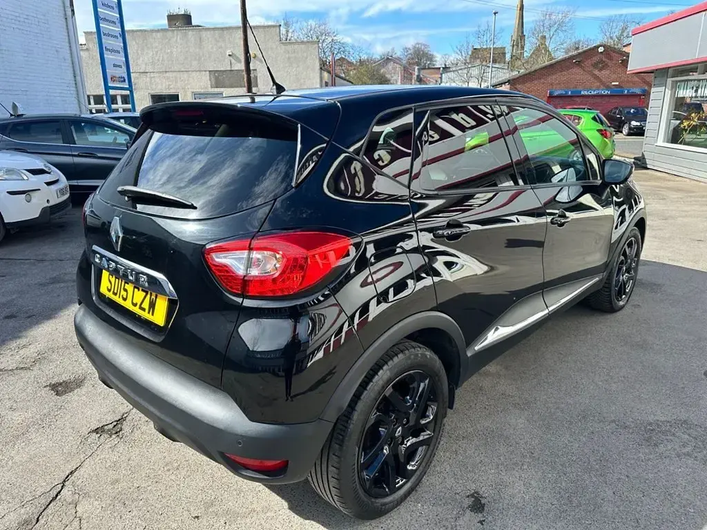 Używany Renault Captur Dynamique 90 KM (66 kW) 2015 Czarny SUV
