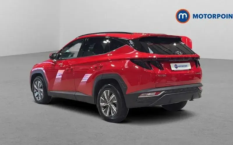Used Hyundai Tucson SE 150 HP (110 kW) 2023 Red SUV