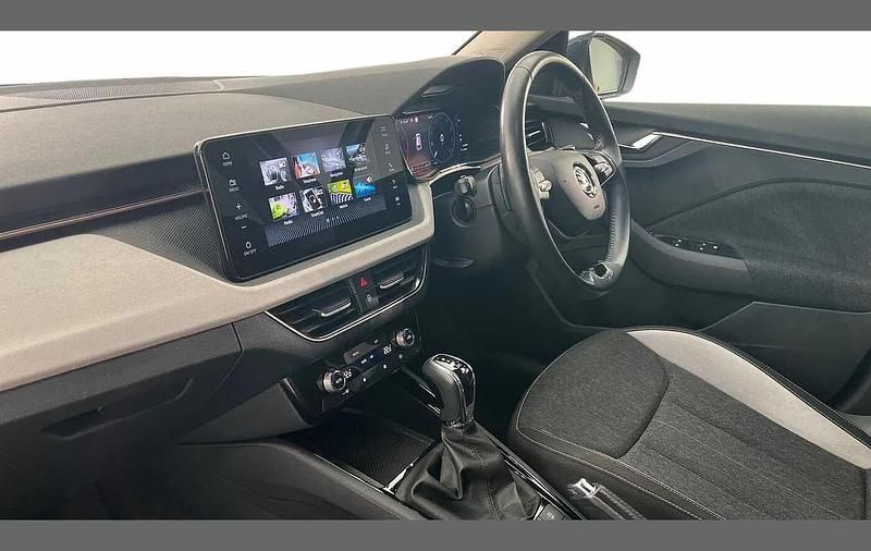 Used Skoda Kamiq SE L 115 HP (84 kW) 2024 Graphite grey metallic SUV