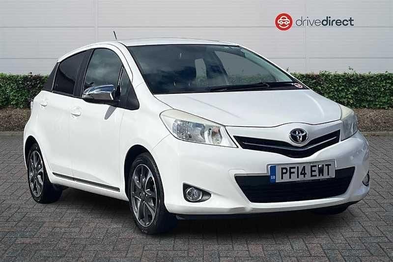 Used Toyota Yaris Trend 99 HP (72 kW) 2014 White Hatchback