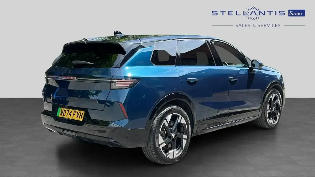 Used Vauxhall Grandland Ultimate 154 kW (210 HP) 2024 Blue SUV