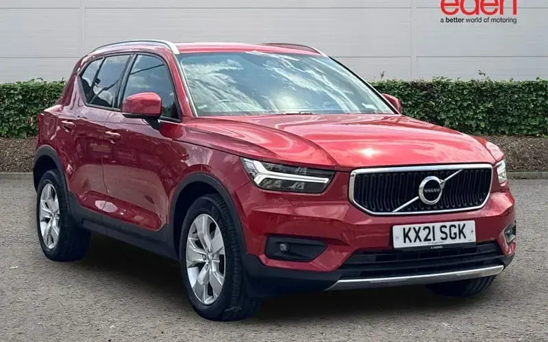 Used Volvo XC40 Momentum 197 HP (144 kW) 2021 SUV