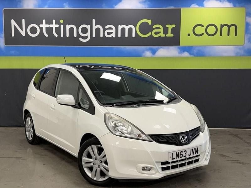 Begagnad Honda Jazz EX 99 HK (72 kW) 2013 Vit Halvkombi