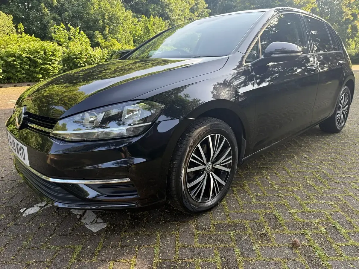Used VW Golf VII SE 2018 Black Hatchback
