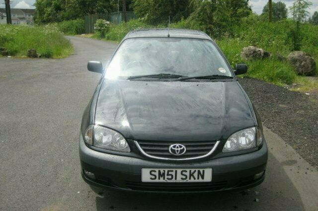 Used 2002 Toyota Avensis Hatchback | £1,295 - Image 1/4