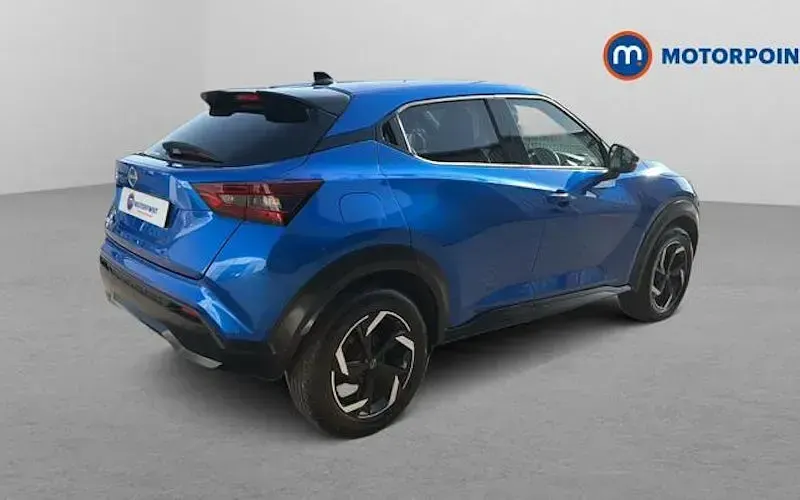 Used Nissan Juke N-Connecta 114 HP (83 kW) 2023 Blue SUV