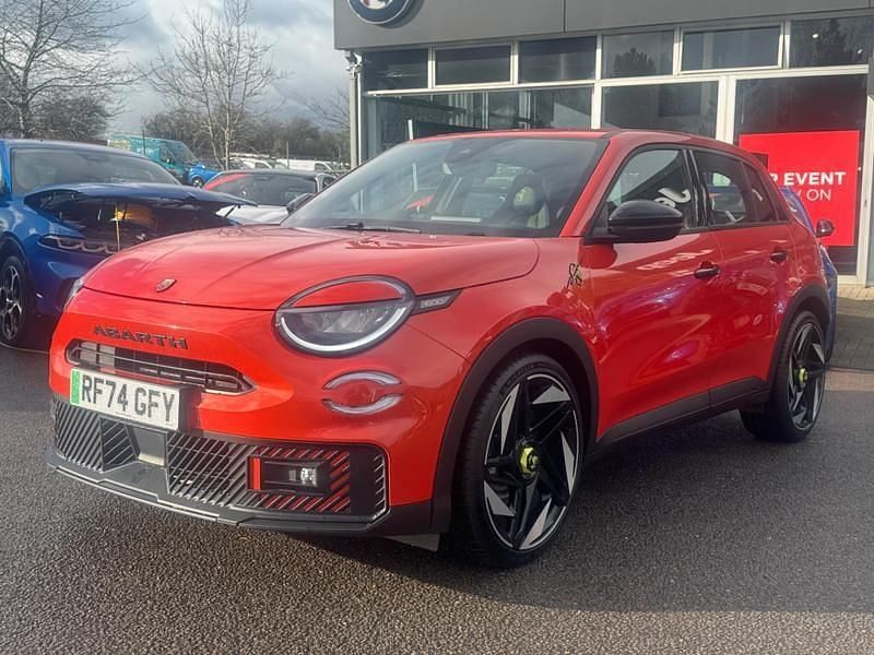 Used Abarth 600e 176 kW (240 HP) 2025 Orange SUV