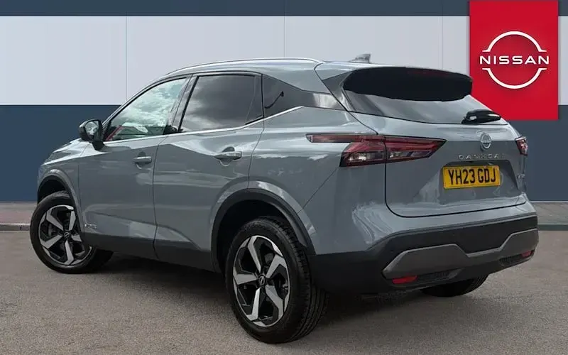 Used Nissan Qashqai N-Connecta 190 HP (139 kW) 2023 Grey SUV