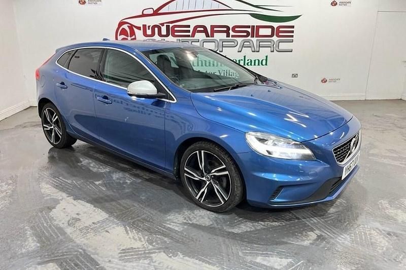 Blue Used 2017 Volvo V40 R-Design Pro Hatchback | £8,999 (Fair price) - Image 1/1