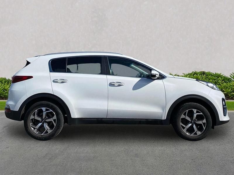 Used Kia Sportage 130 HP (95 kW) 2019 White SUV